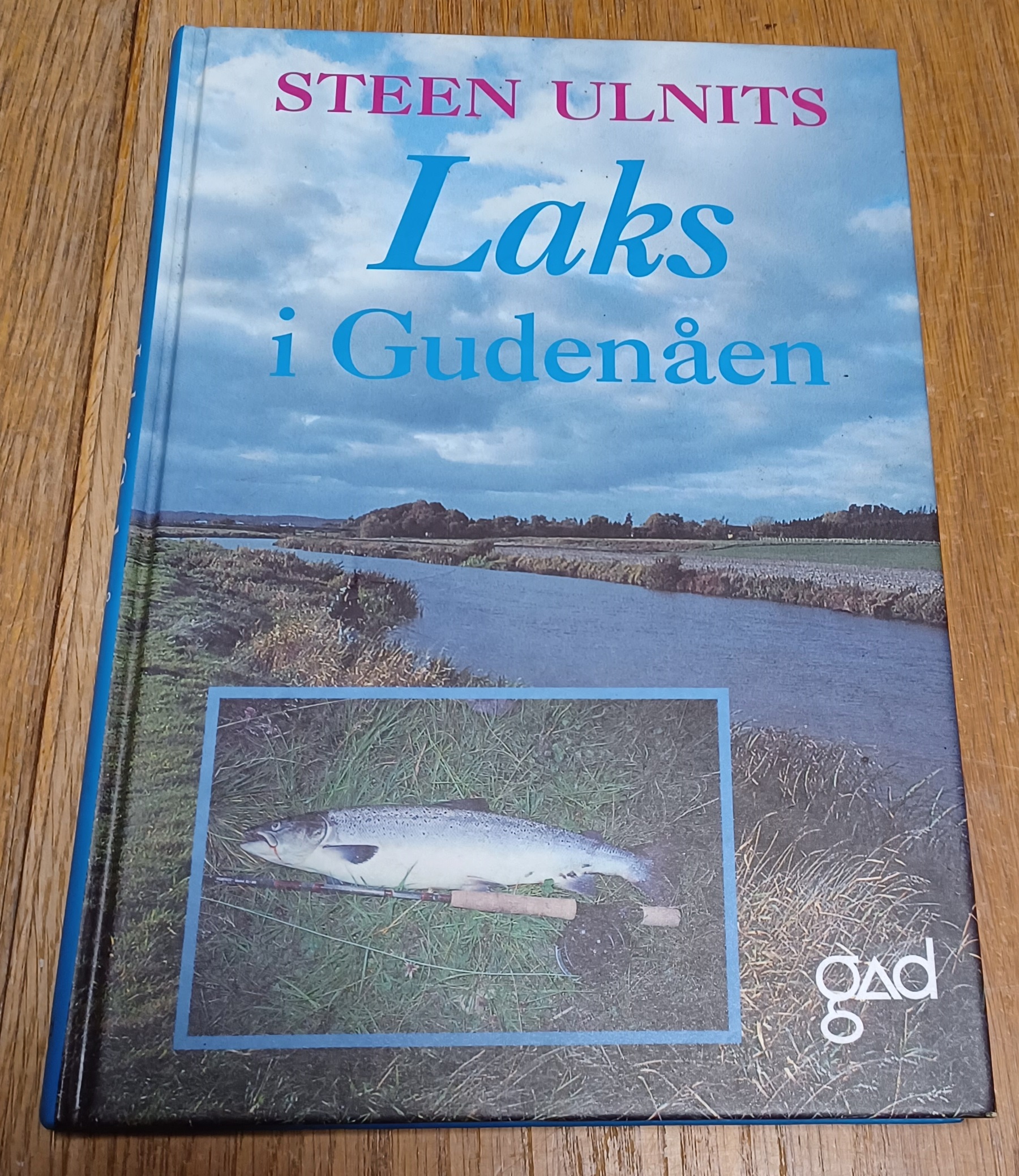 Laks i Gudenåen