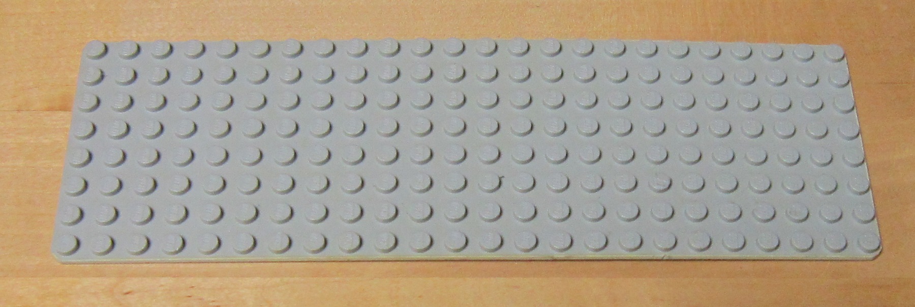 0110 Lego plade 8 * 24