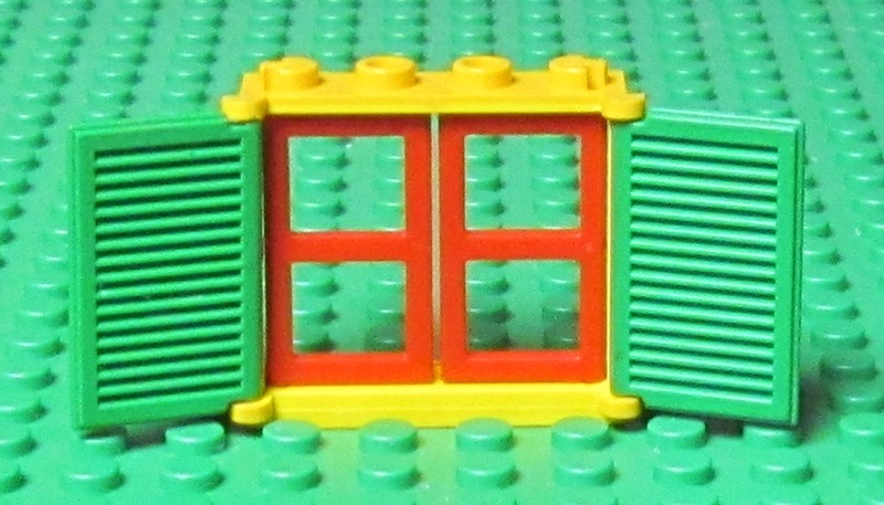 0150 Lego Vindue med skodder 1 * 4 * 4