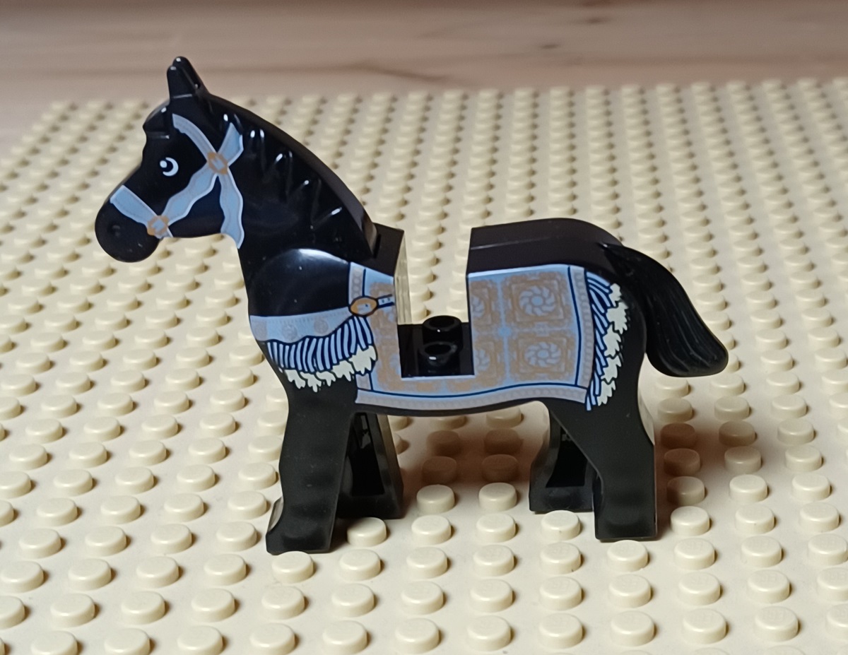 0110 Lego ridderhest