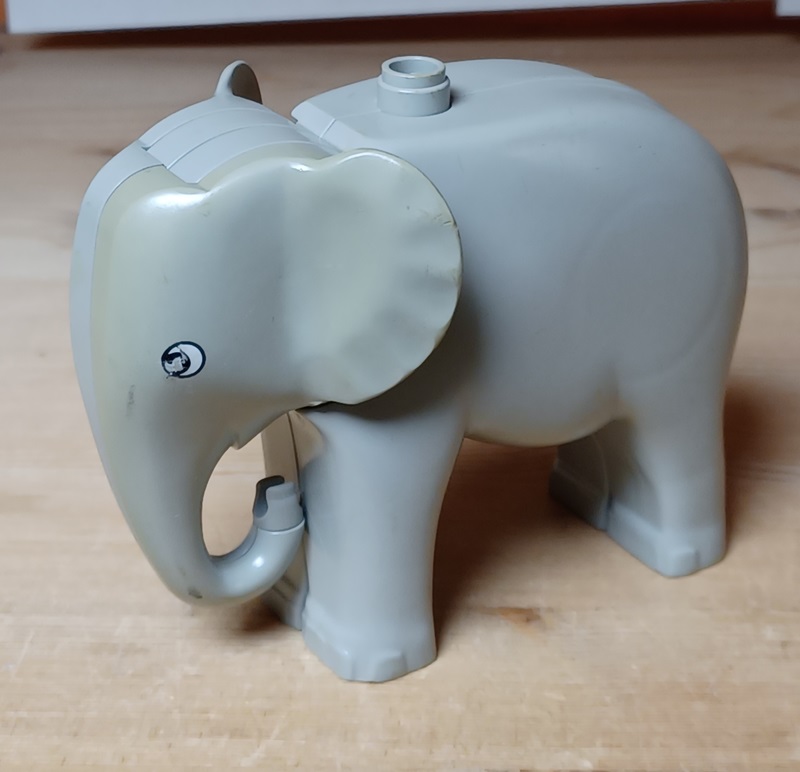 0010 Duplo elefant